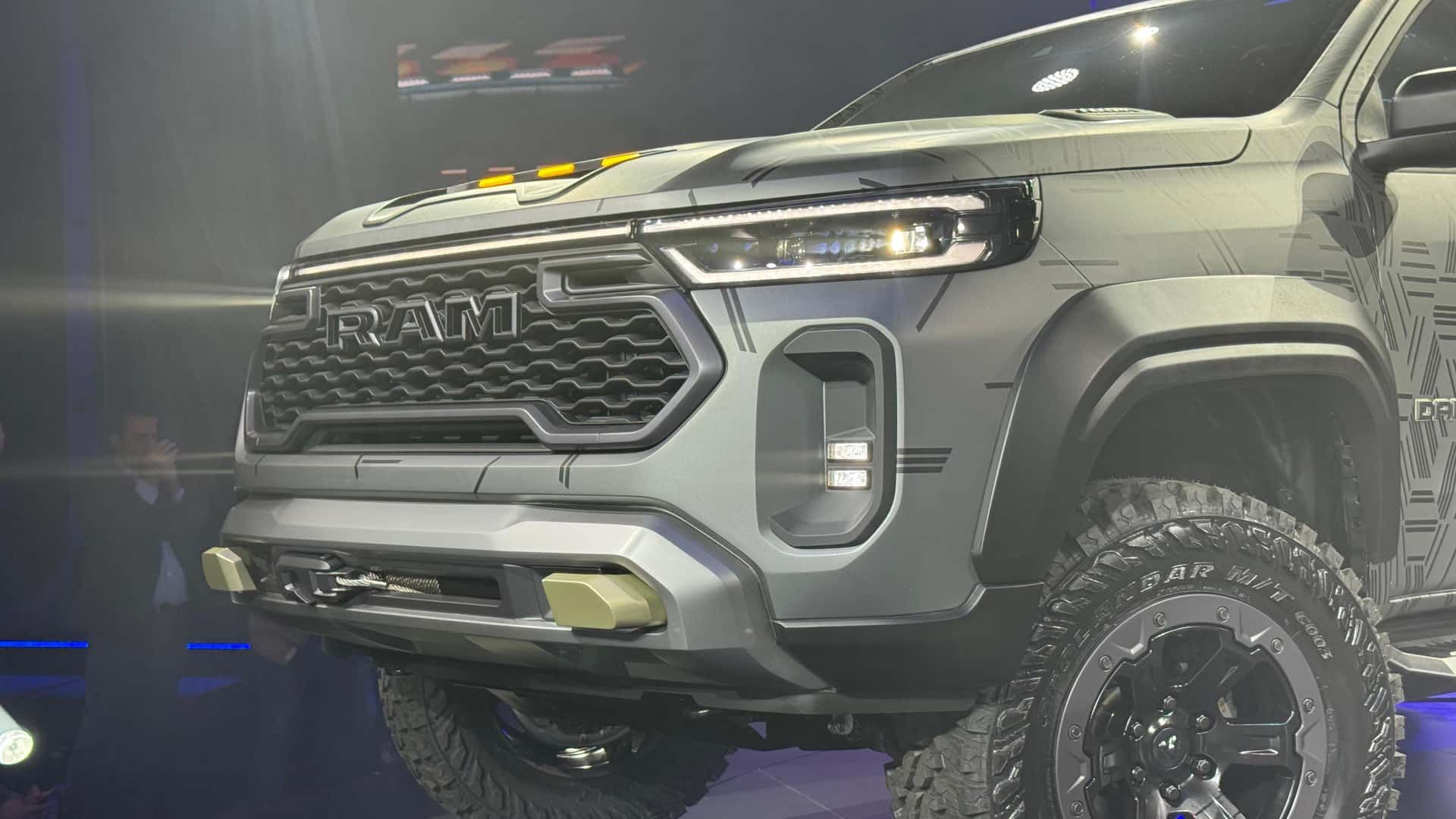 ram-dakota-nightfall-conceito