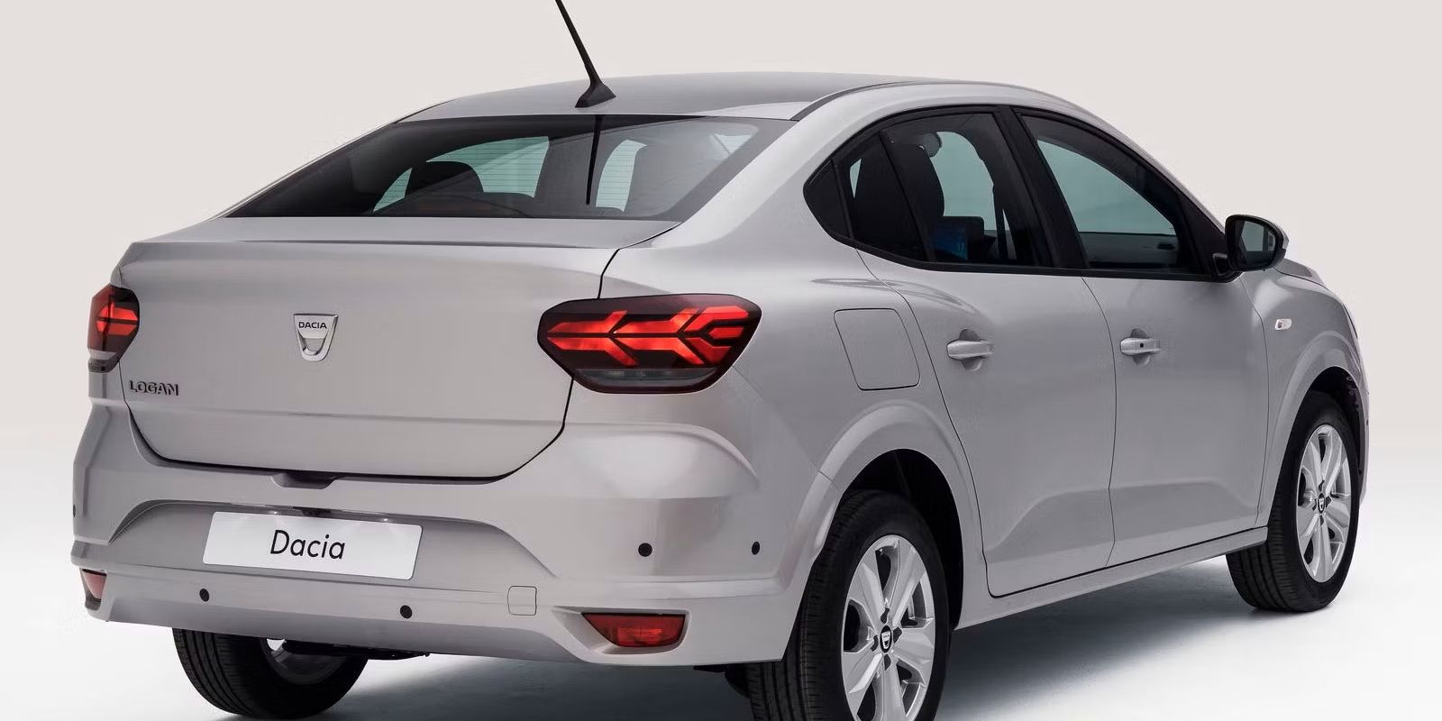 Dacia-Logan-2021-1600-08