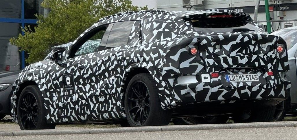 Captura de pantalla 2025-09-06 234053 SUV MBZ