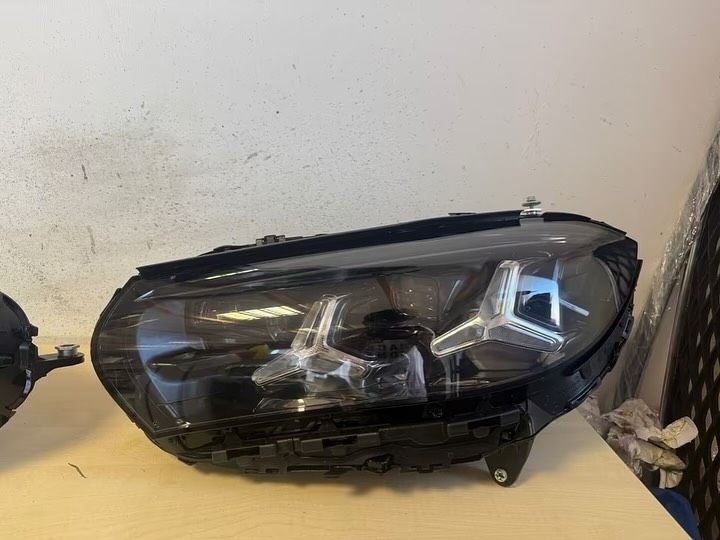 Breaking News- here we have the headlight unit from the facelift S-Klasse...#s63 #s63amg #amg #w (1)