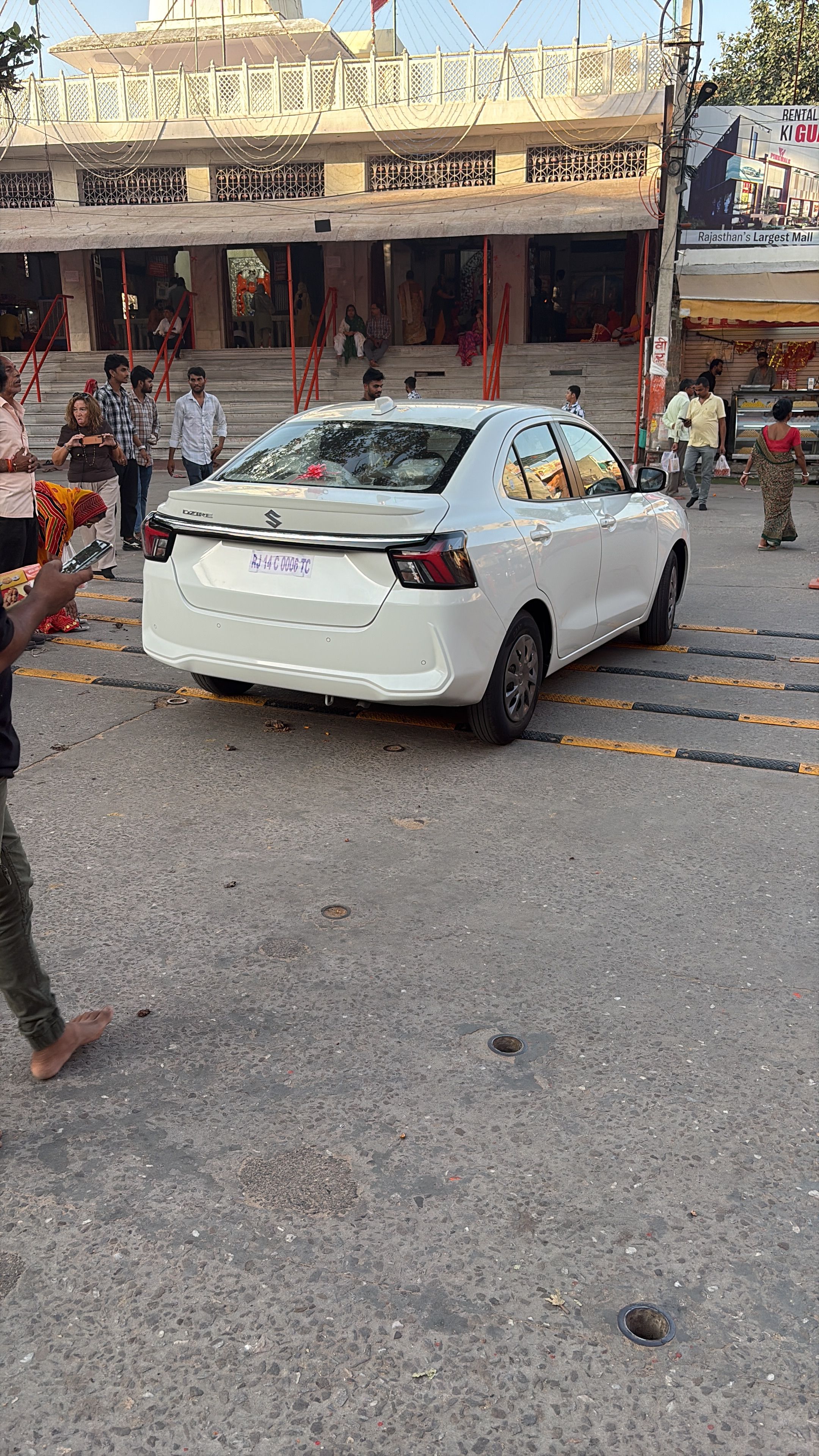 05EF2E42-7A59-40E3-9234-7A1F6CFBDCCE