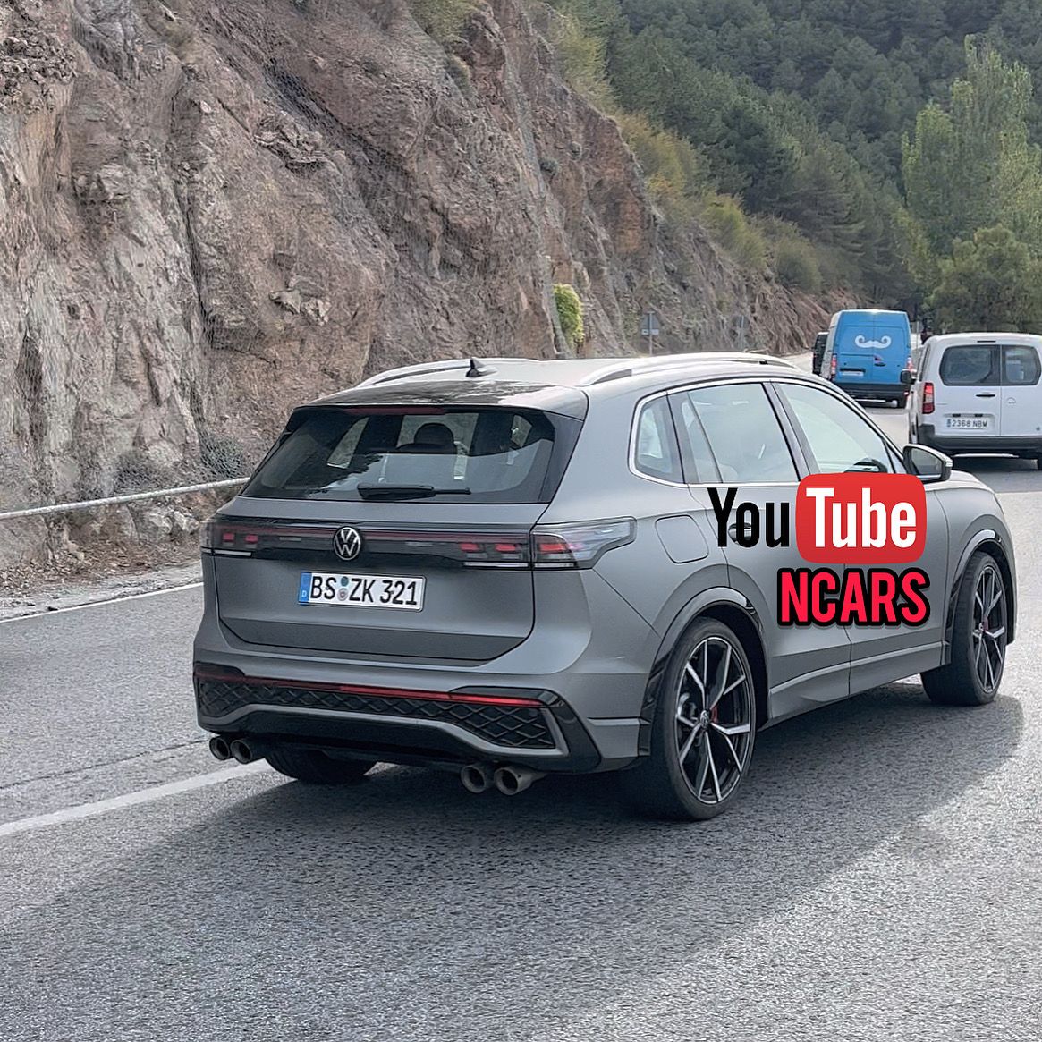 E63551E3-8C51-49CE-82D8-348B0D512F36