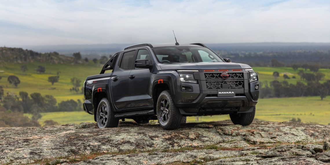 2025-11-21-23-19-04-2026NissanNavaraPRO_4X003_1140x570