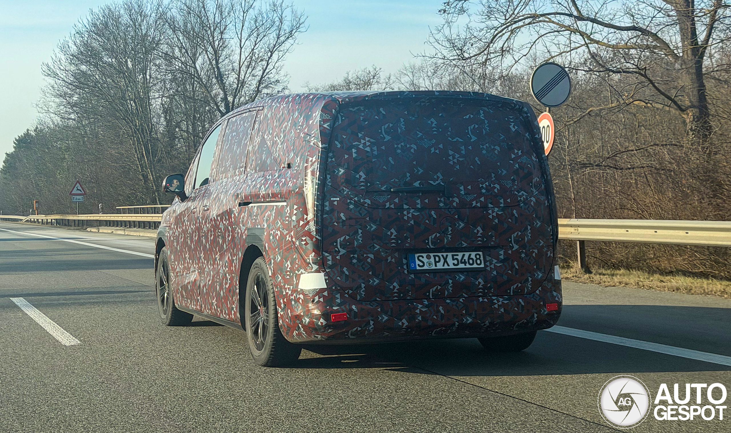 mercedes-benz-vle-120ab-c472222012026092009_1