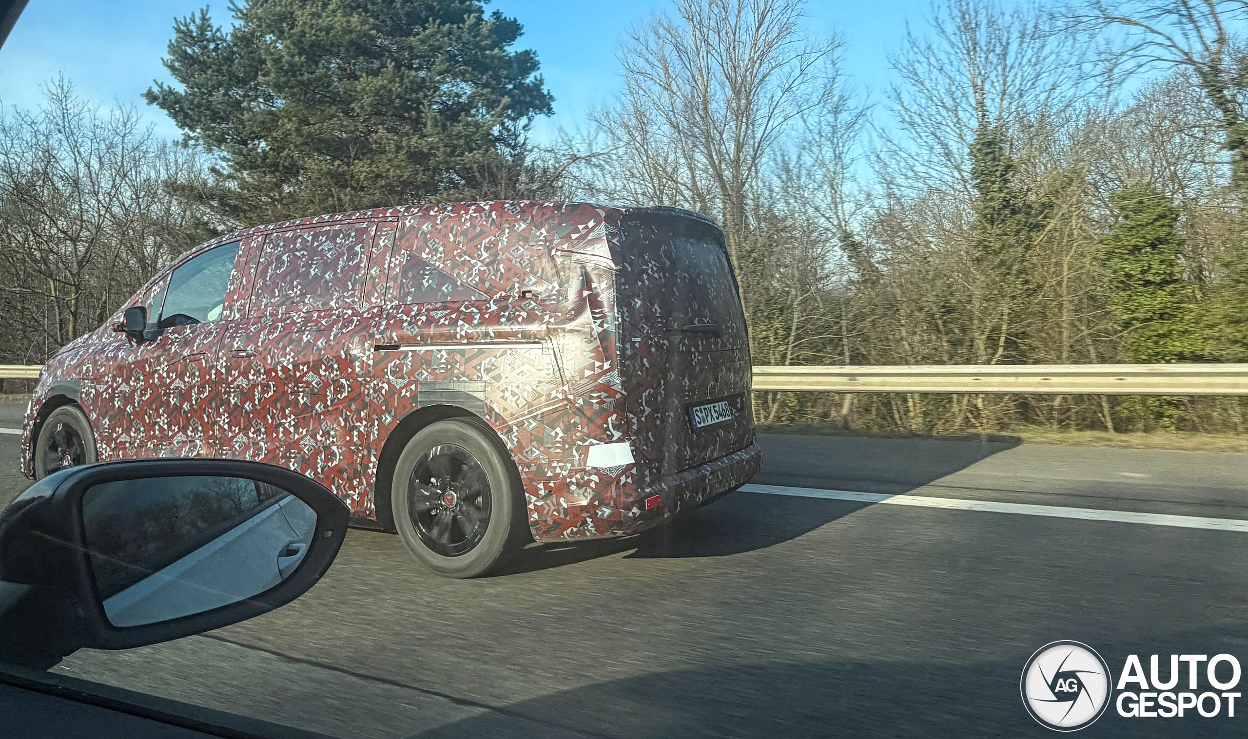 mercedes-benz-vle-1bc10-c472222012026092009_5