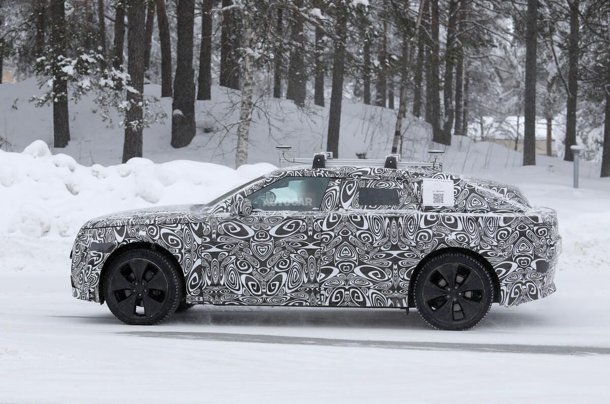 range-rover-velar-camo-7
