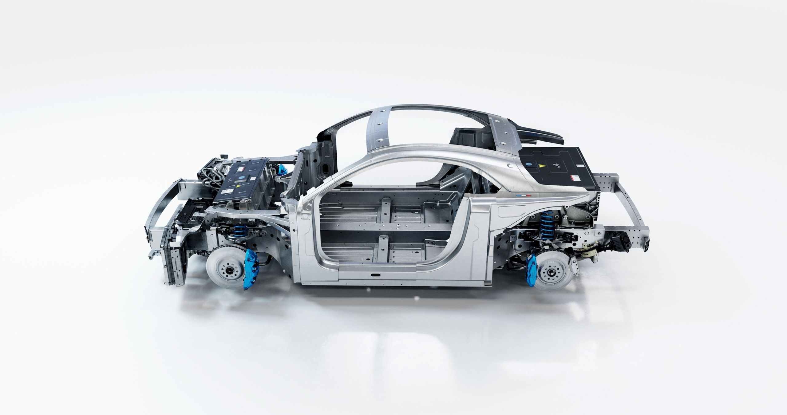 alpine-performance-platform-app-is-the-weird-architecture-alpine-developed-for-the-next-generation_8