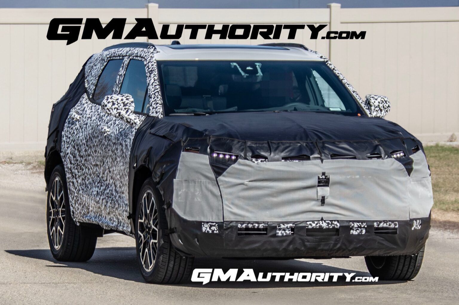 2028-Chevrolet-Blazer-Refresh-Prototype-Spy-Shots-March-2026-Exterior-002-1536x1023