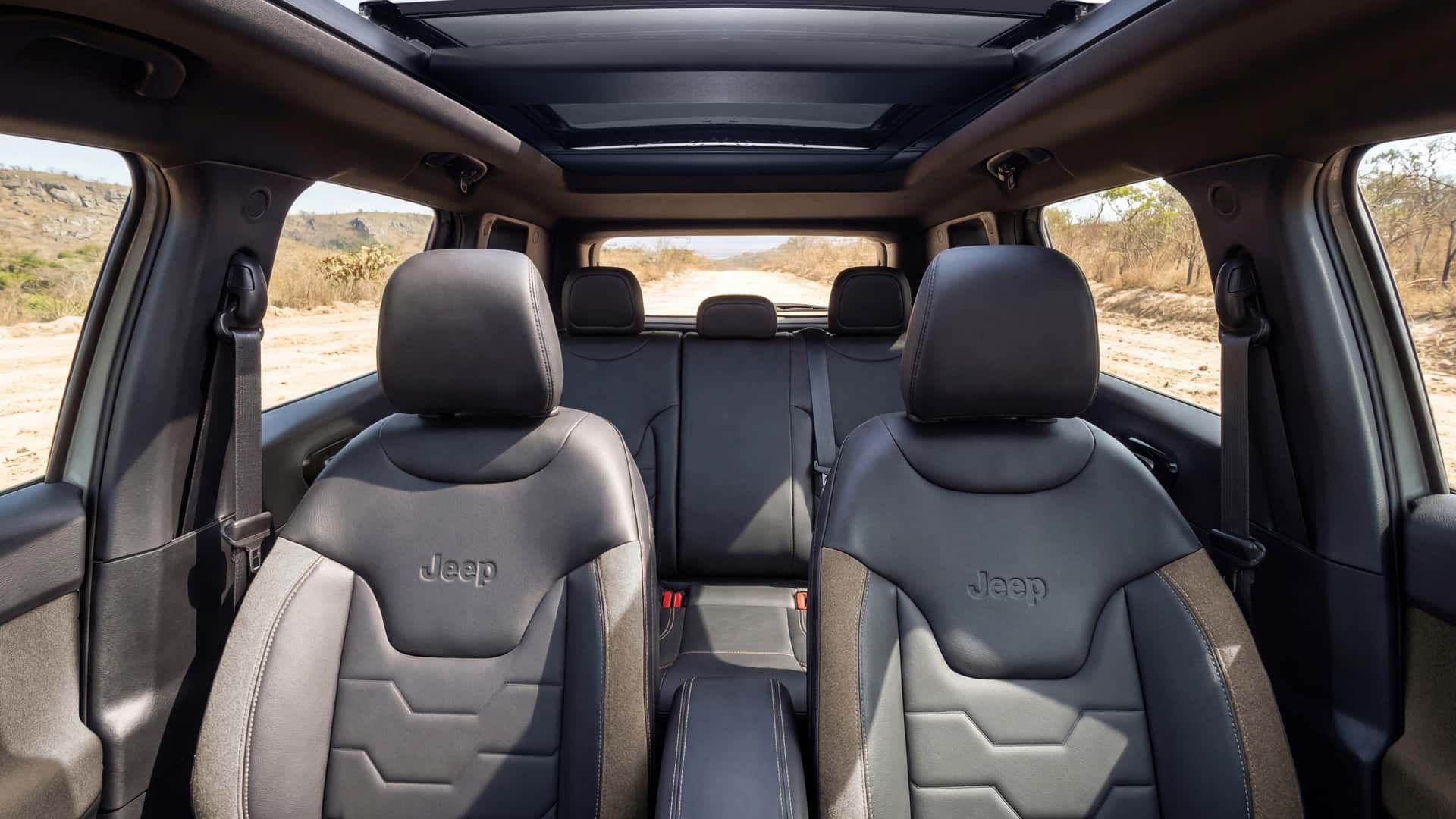 jeep-renegade-1.3-t270-mhev-sahara-2027(7)