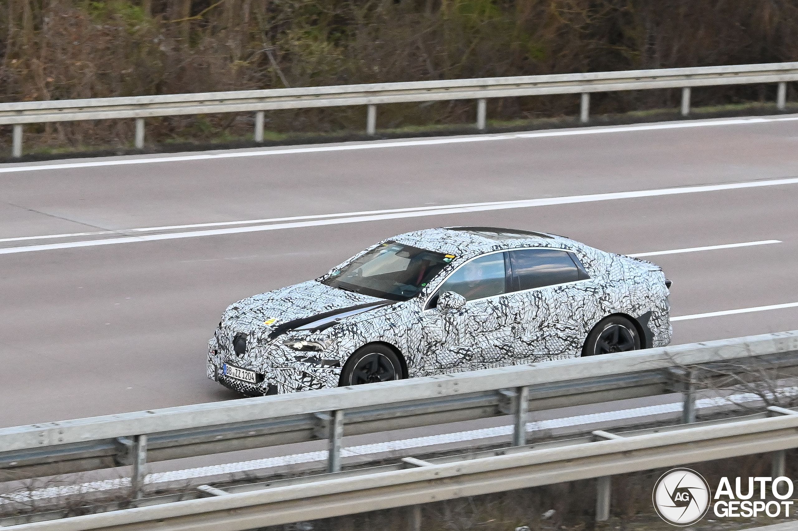 mercedes-benz-c-klasse-ev-2026-a0b93-c662901042026214147_1