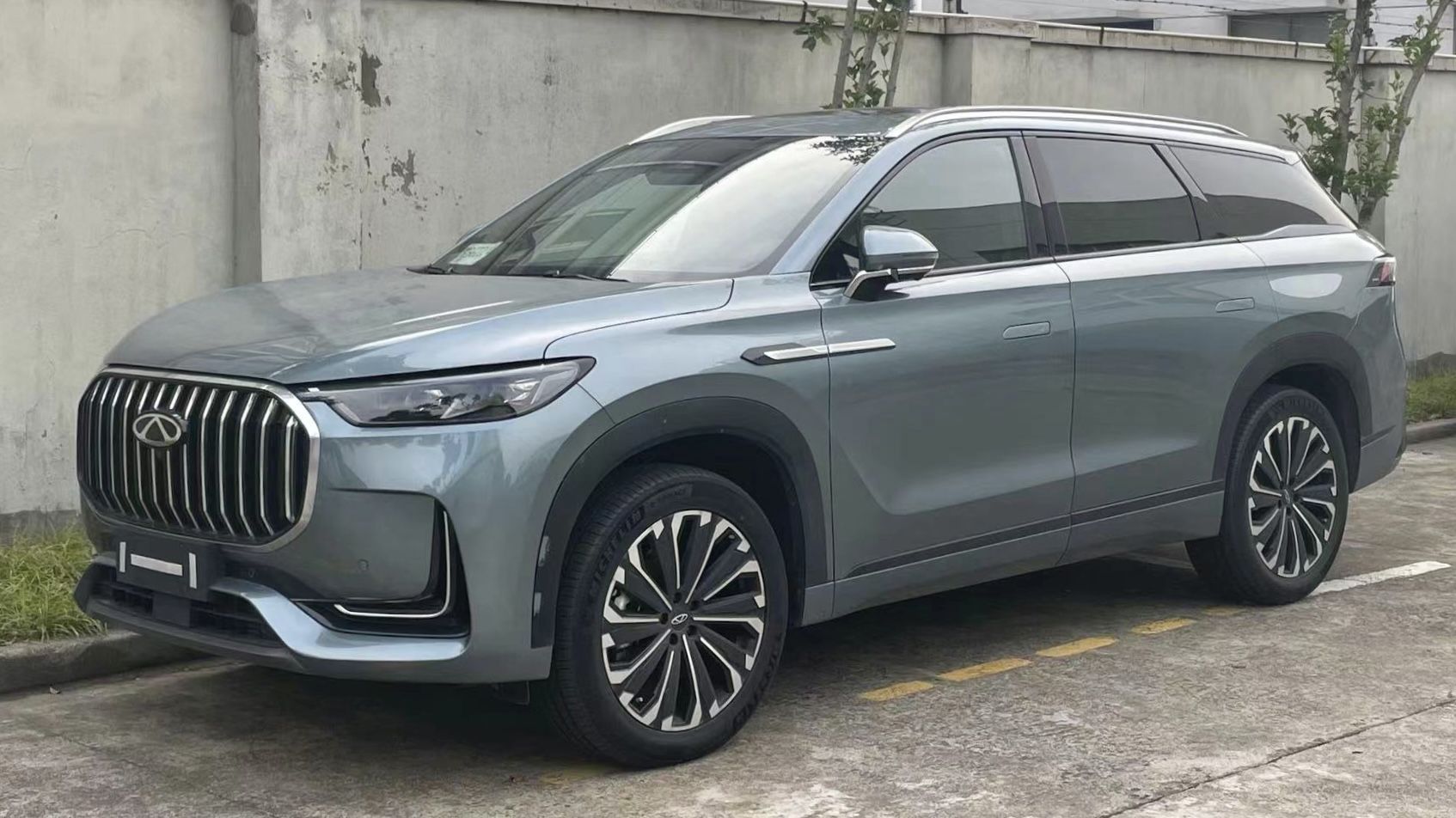 Chery_Tiggo_9_01