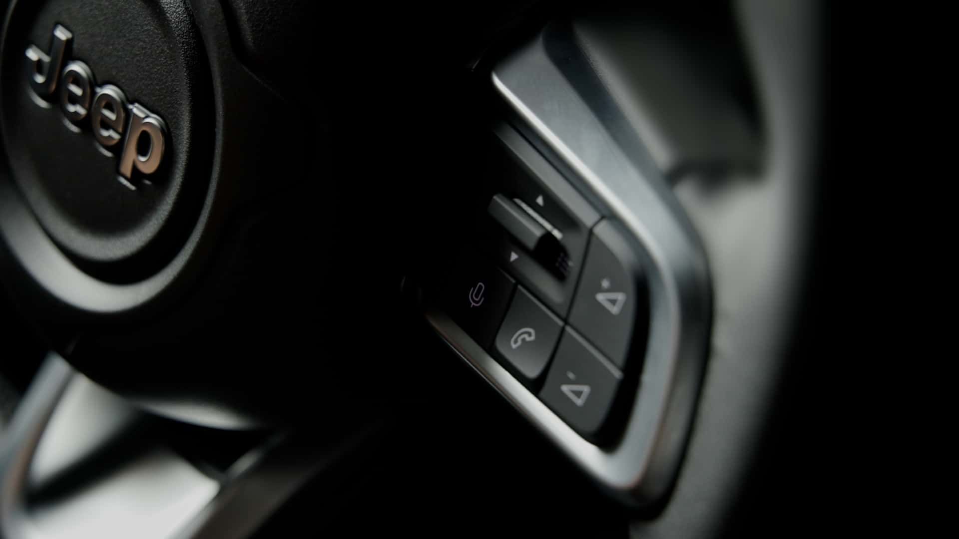 Jeep-revela-interior-do-avenger-brasileiro(4)