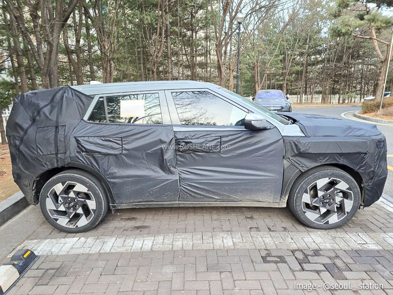 2027-hyundai-creta-suv-spied-9