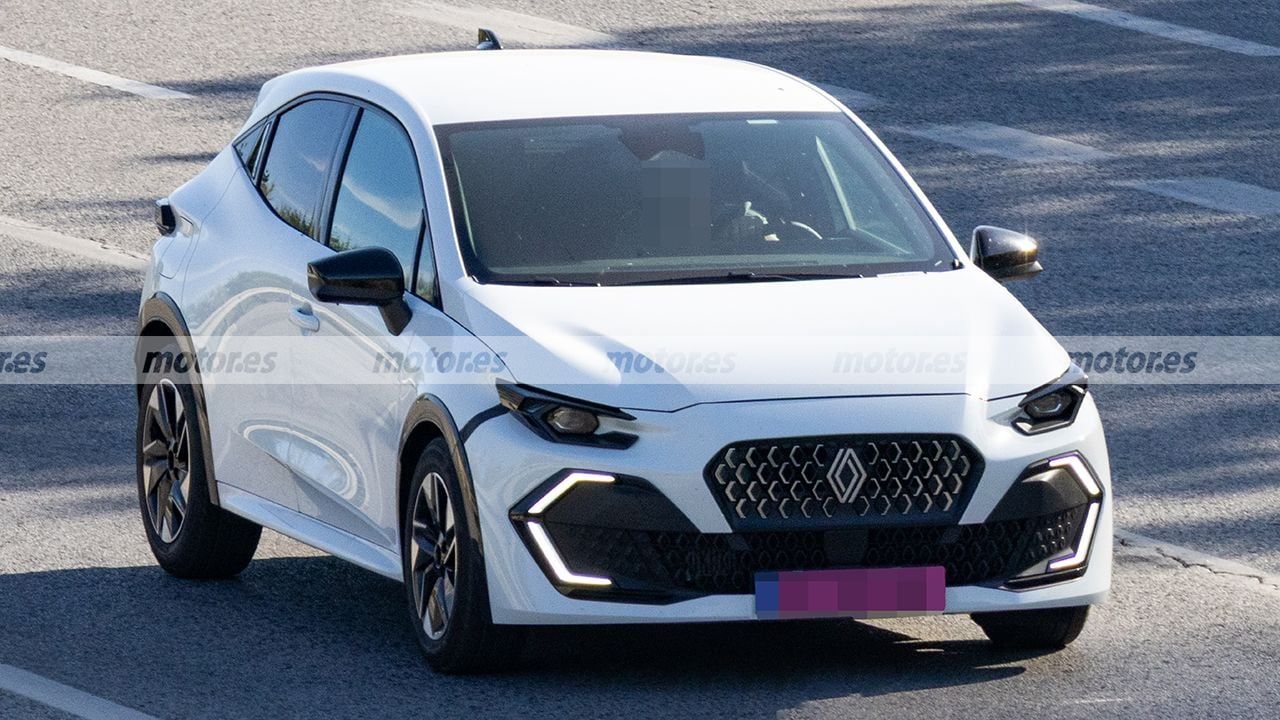 Renault-clio-gt-2027-fotos-espia-2026114797-1781629622_1