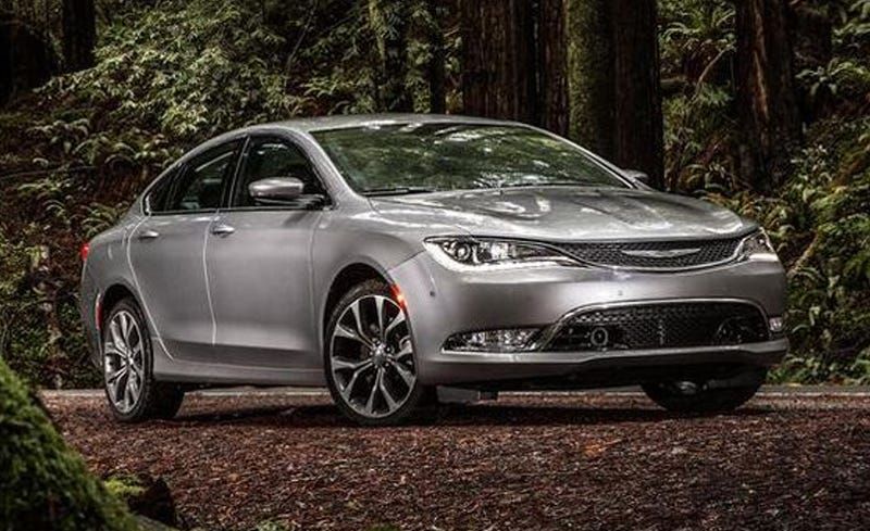 Chrysler_200_chrysler-200_2016-1641565370528