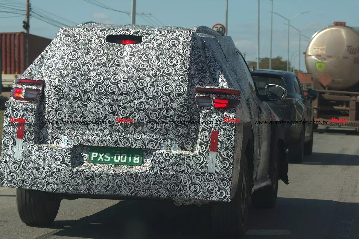 Flagra-fiat-suv-de-7-lugares-projeto-f2u-4